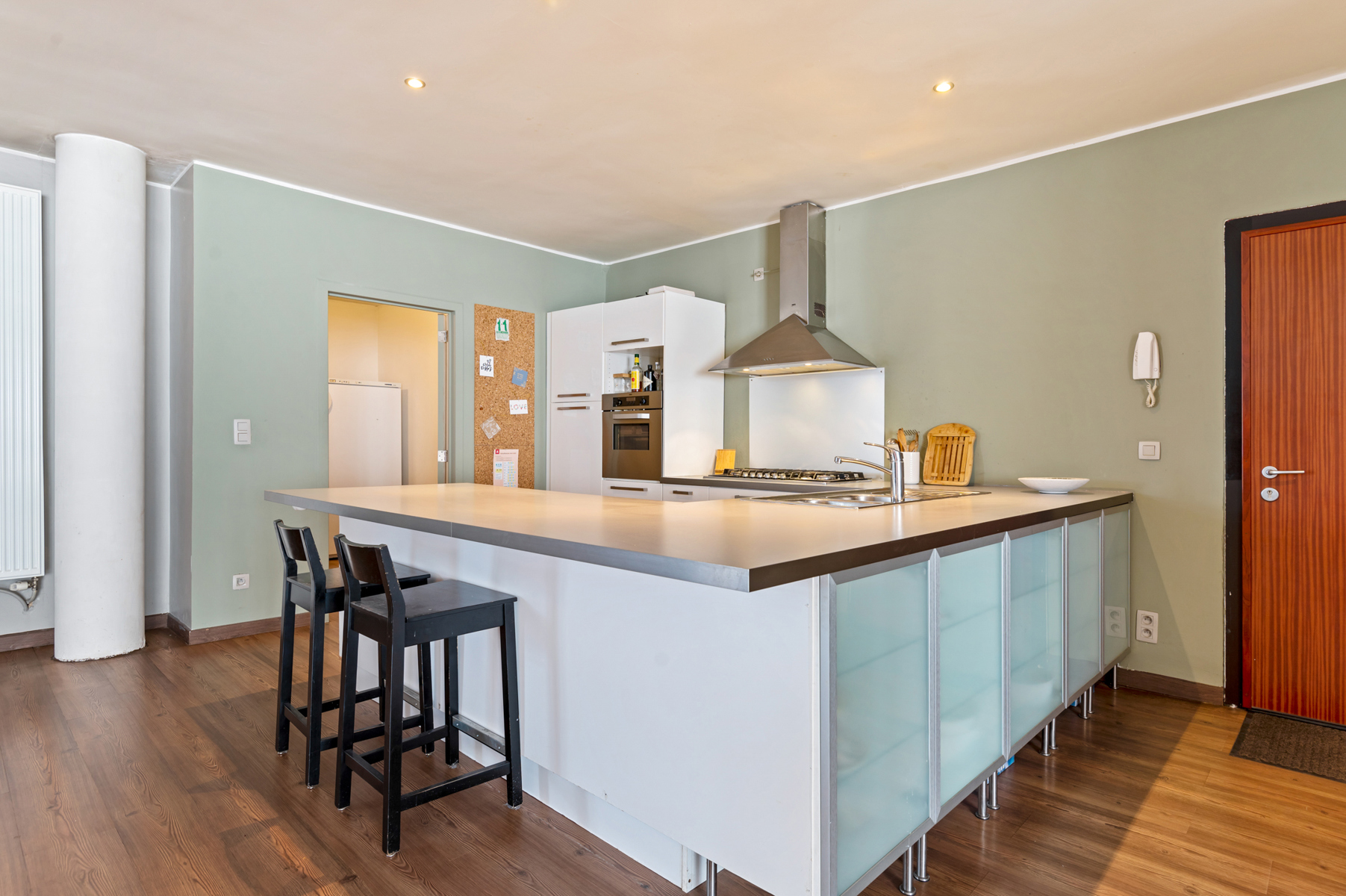 Zeer ruime gerenoveerde loft met staanplaats  - foto 5