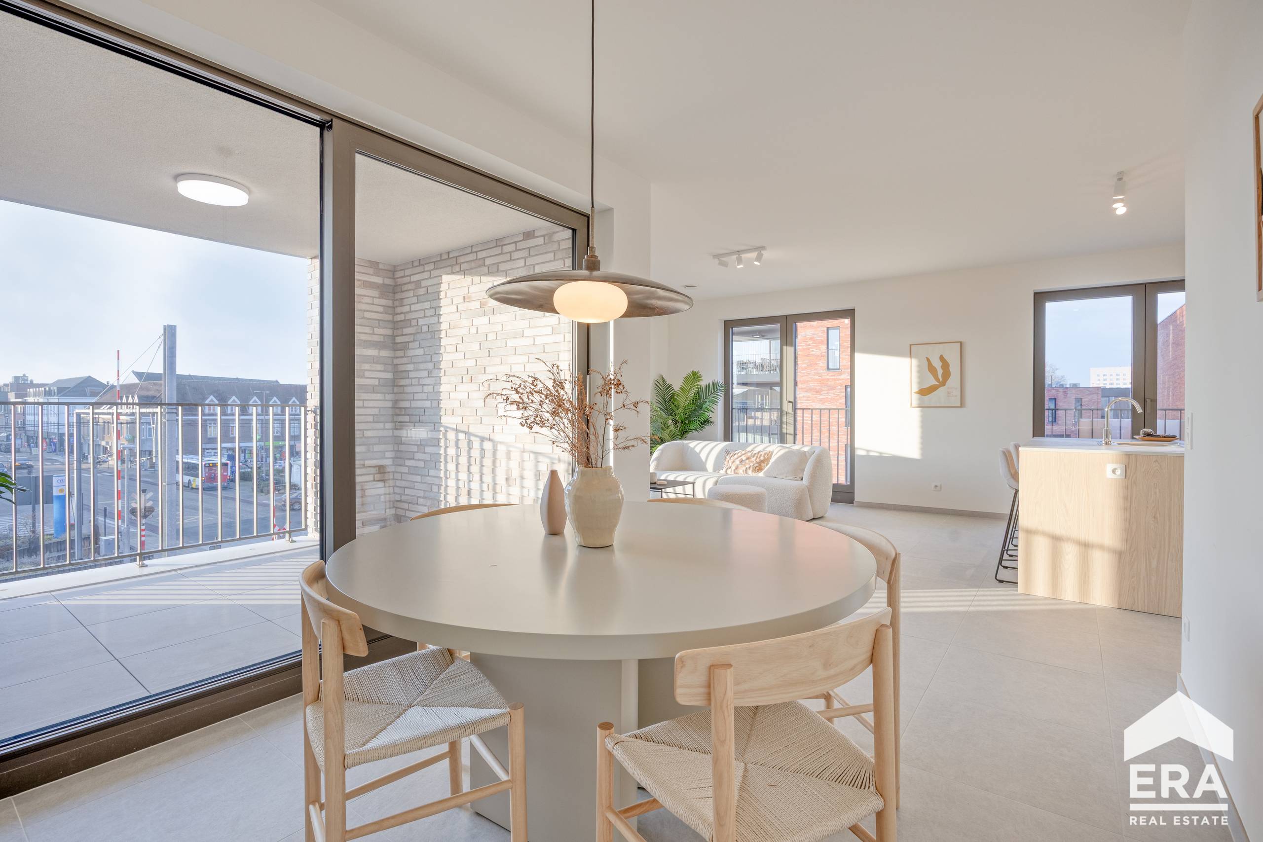 Ruim penthouse met 3 slaapkamers te koop in Geel. - foto 5