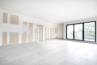Compact 3-slpk appartement van 102m Hanriot is een perfect Future Proof gebouw naar de Europse normen van 2050. Het appartement beschikt over...
