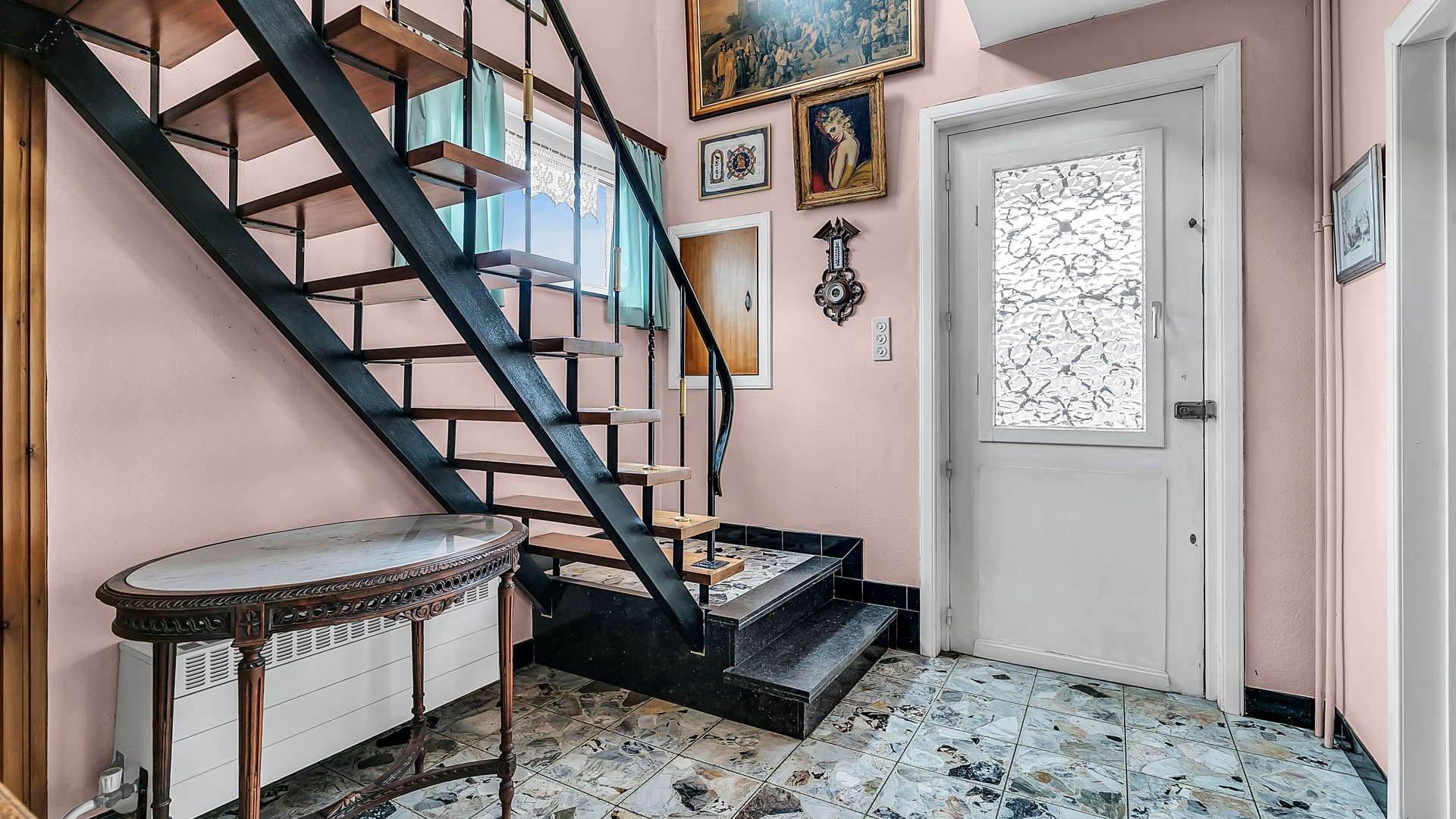 Rustig gelegen te renoveren woning met 4 slaapkamers op een perceel van 13a 07ca - photo 3