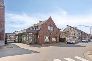 Projectgrond van 8 are 85 ca voor de bouw van appartementen (Uiteraard onder voorbehoud van het bekomen van een vergunning.) gelegen op de...