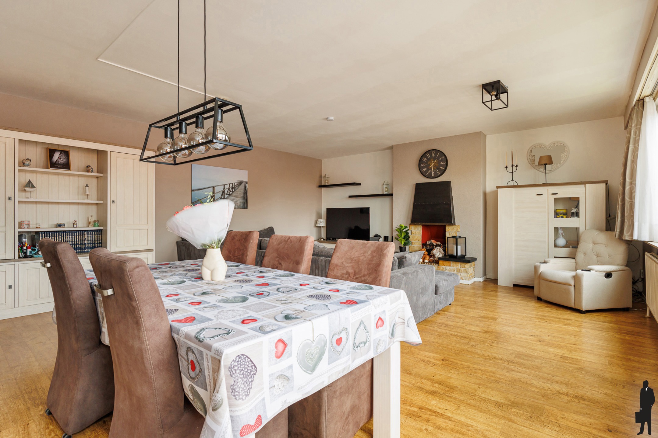 Appartement op zeer gunstige ligging met 3 slpk en garagebox - foto 5