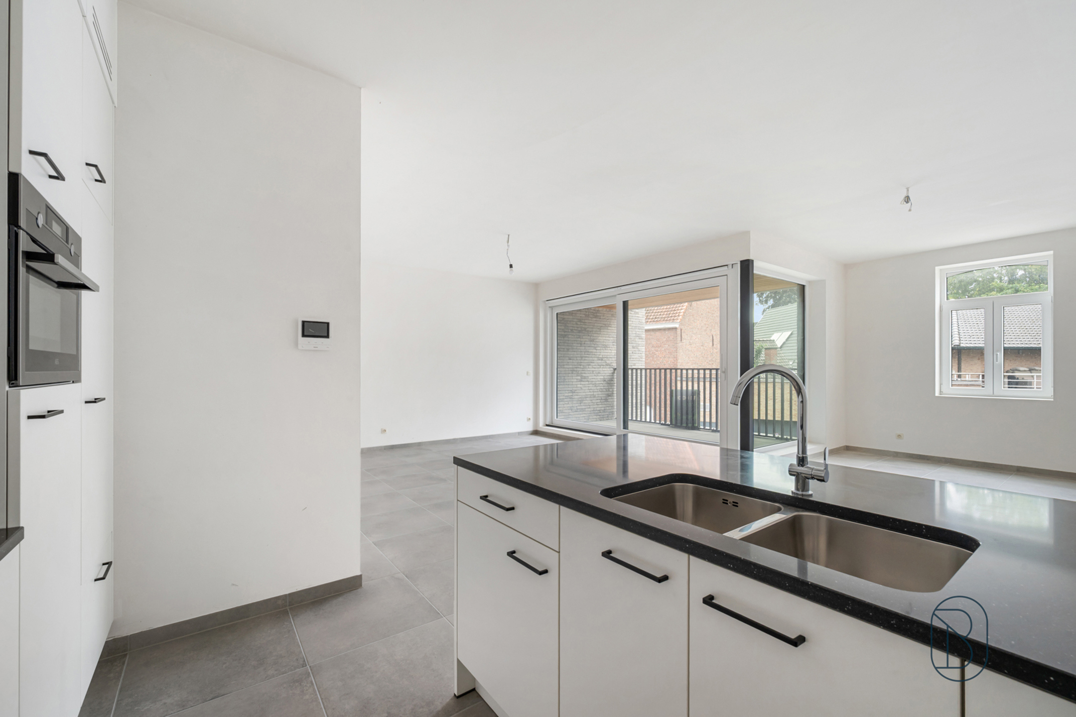 Hoogwaardig afgewerkt appartement met terras - foto 5