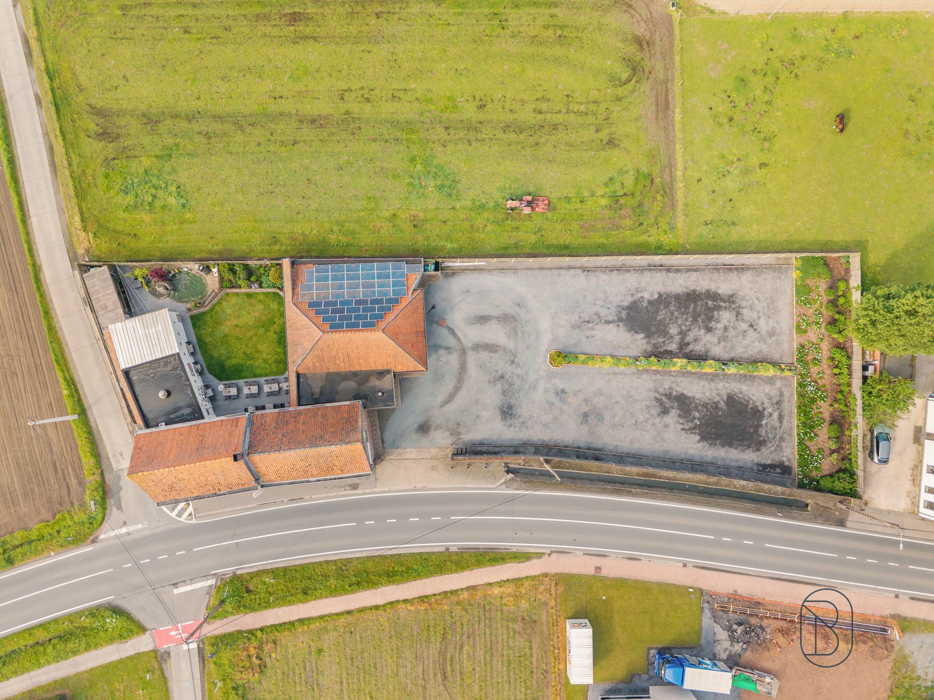 Topgelegen horecazaak met parking, en woonst - foto 3