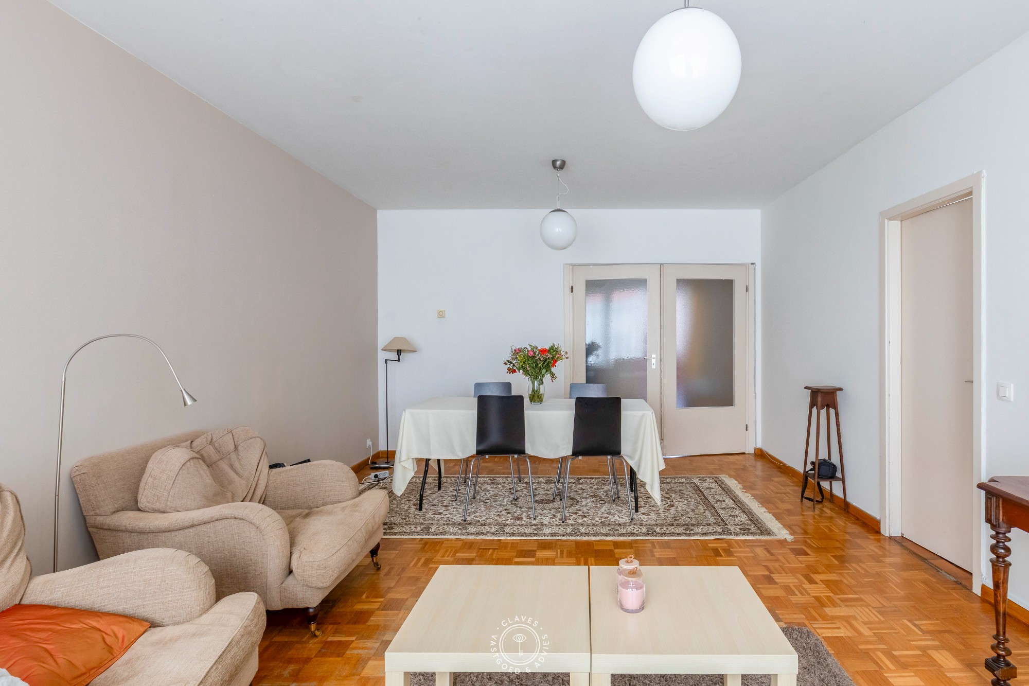 Appartement met 2 slaapkamers nabij Stationsstraat - foto 4