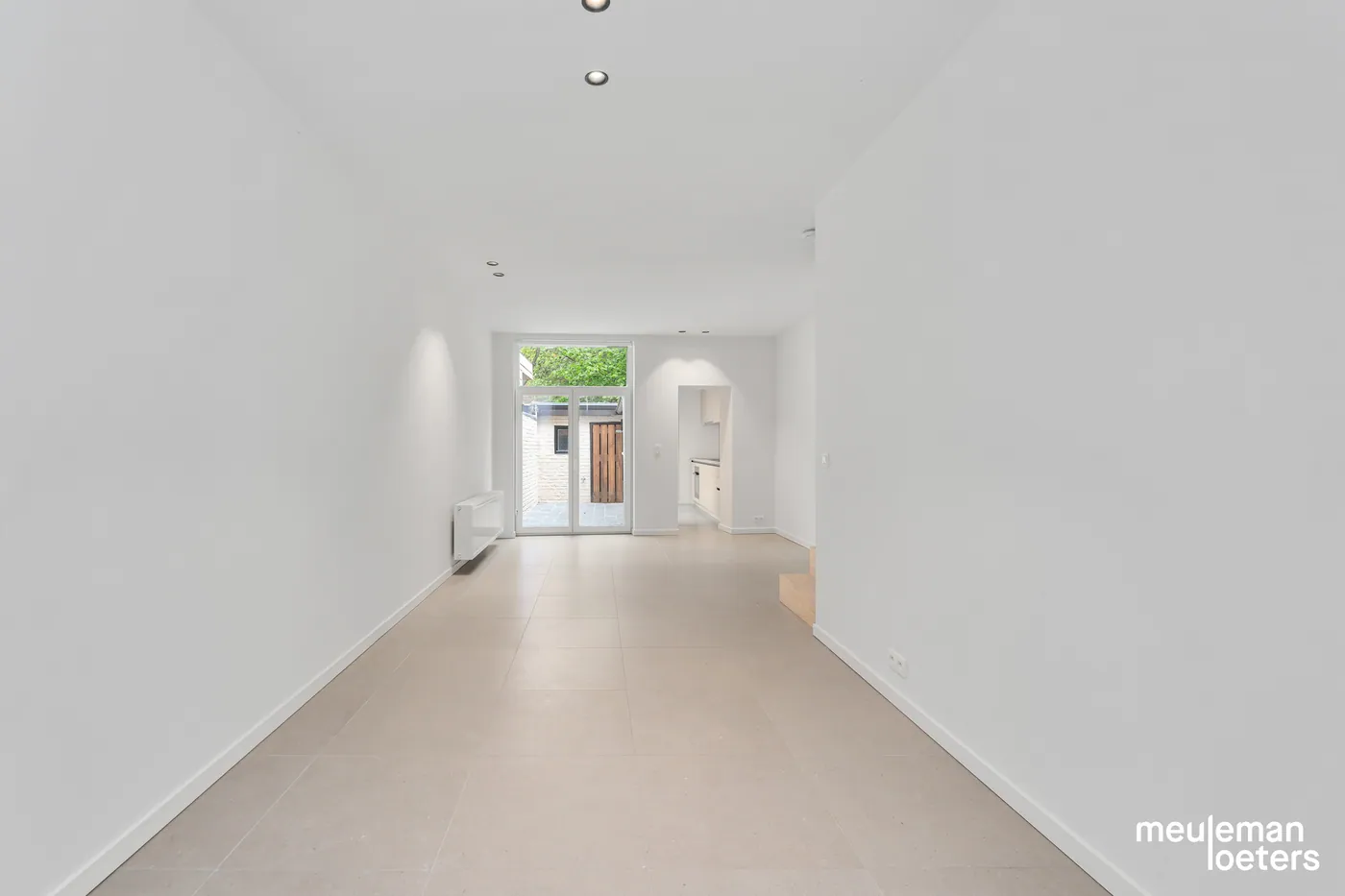 Subliem gerenoveerde rijwoning in het historisch centrum van Brugge - foto 4