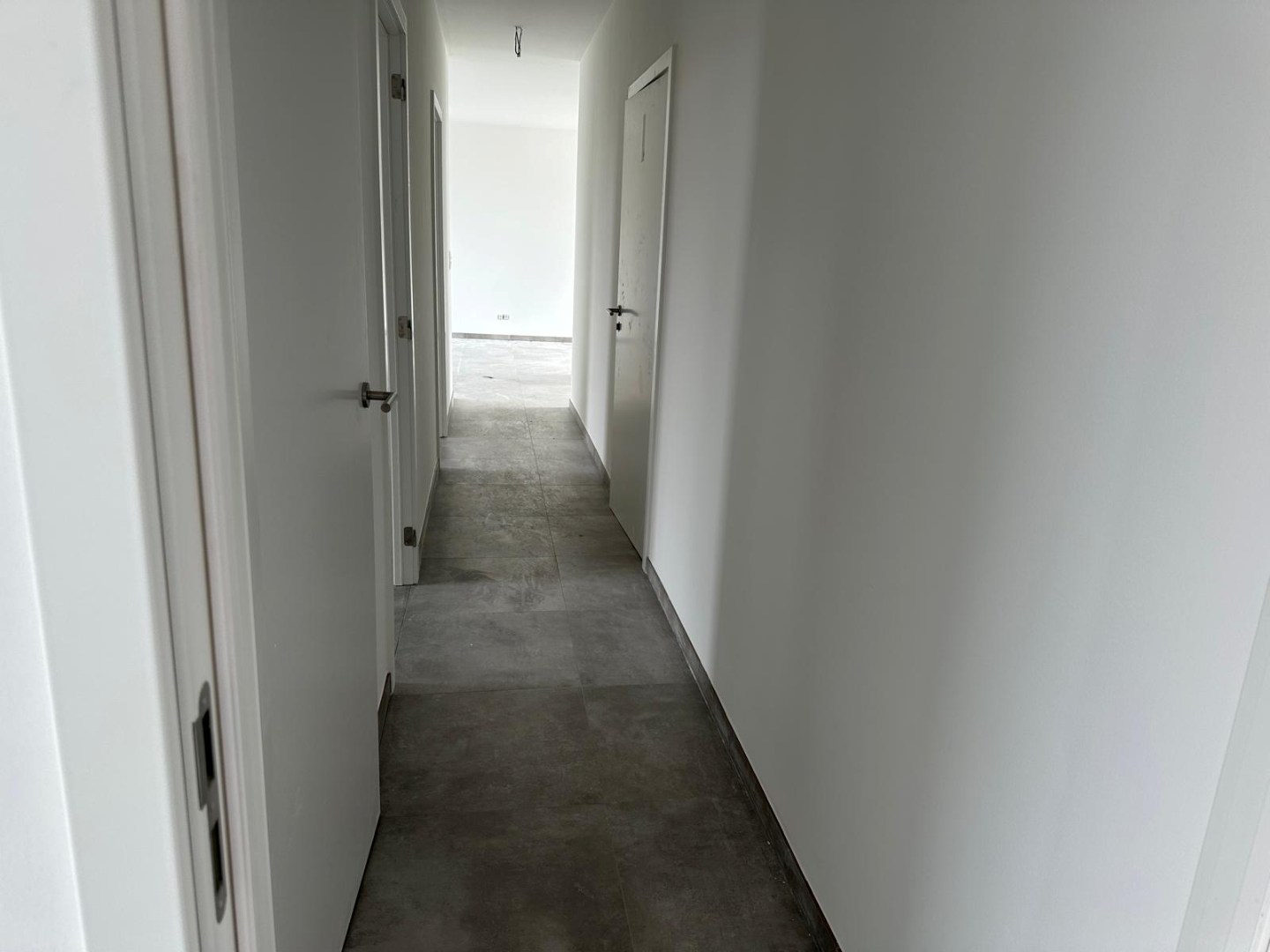 Appartement te huur op 2de verdiep met 2 slaapkamers - foto 2