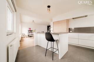 Quares - TREVI Groep presenteert :Mooi lichtrijk instapklaar appartement met garageboxDit appartement bevindt zich op de tweede verdieping van een...