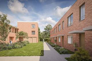 Welkom in Eco-Vert: een innovatief en supergezellig nieuwbouwproject rond een grote, parkachtige binnentuin. <br /><br />Op zoek naar een duurzame gezinswoning met extra ruimte? Deze eigentijdse nieuwbouw combineert een slimme indeling met maximaal comfort. <br />Het gelijkvloers omvat een inkomhal met apart toilet en een lichtrijke woonkamer met open, ingerichte keuken. Van hieruit heeft u direct toegang tot het terras en de grote tuin van 70 m². <br />De eerste verdieping biedt drie comfortabele slaapkamers en een uitgeruste badkamer. <br />Een unieke troef is de ruime private kelderberging met rechtstreekse toegang vanuit de woning. <br /><br />Een toekomstgerichte, instapklare thuis met lage energiekosten! <br />!!! Tijdelijk lanceringsaanbod: Koop nu jouw droomwoning en ontvang een ondergrondse parkeerplaats volledig GRATIS! <br /><br />De gepubliceerde prijzen zijn exclusief BTW en kosten.