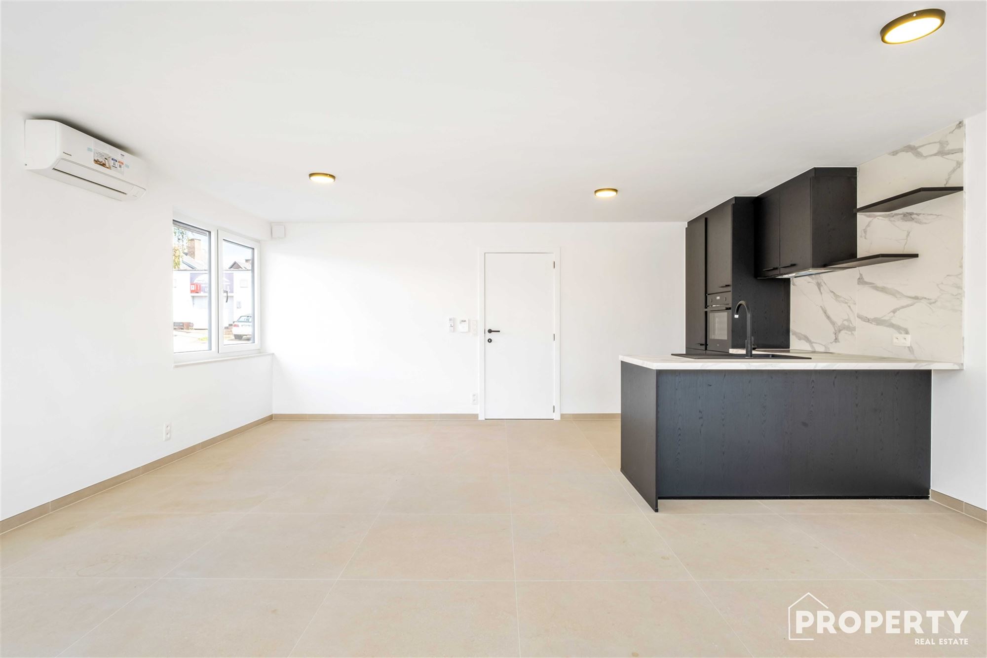 Instapklaar appartement met tuin en uitweg - foto 3