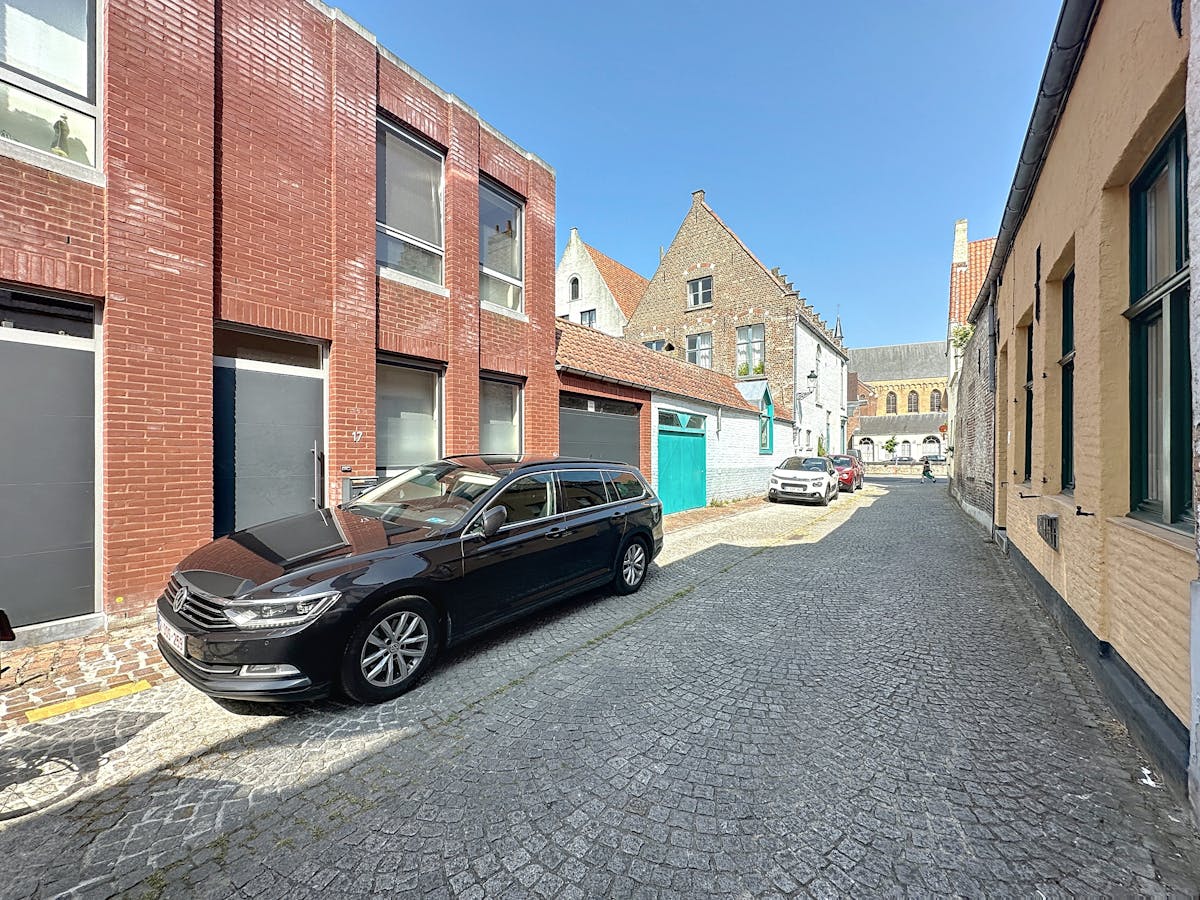 Gezellige woning met 2 slaapkamers nabij de Langerei, Brugge - foto 1