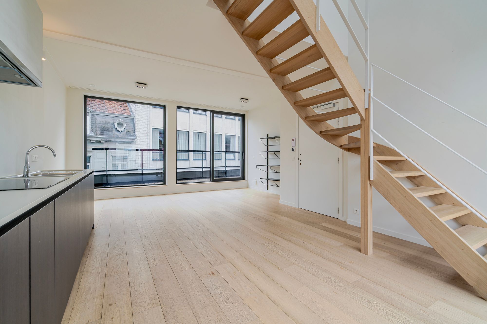 Prachtig duplexappartement met terras te huur in centrum Gent! - foto 3