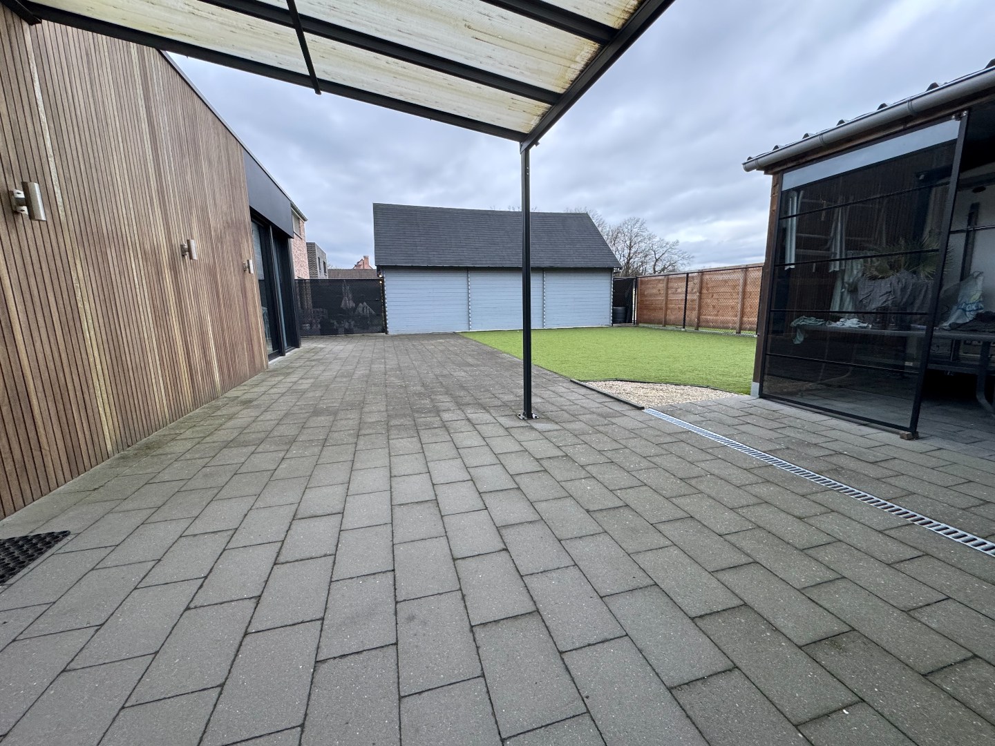 Instapklaar gelijkvloers huis met 2 slaapkamers - foto 5