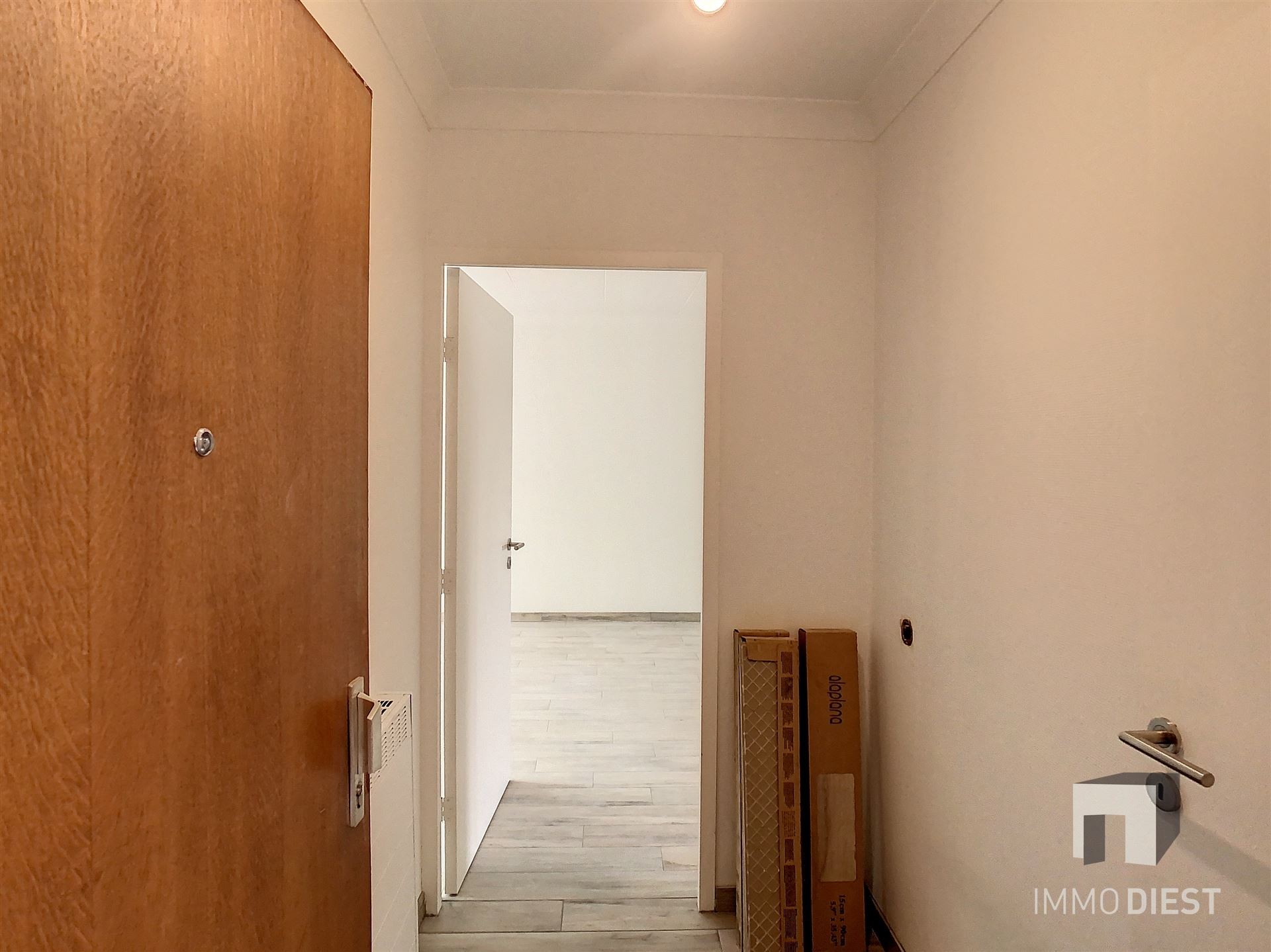 Gerenoveerd appartement met twee slaapkamers in het hartje van Hulst (Tessenderlo) - foto 4