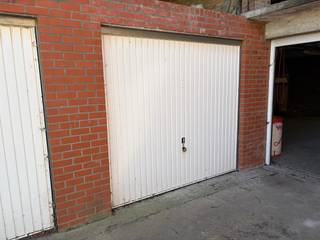 Te huur garage, ideaal voor gebruik als stockage ruimte