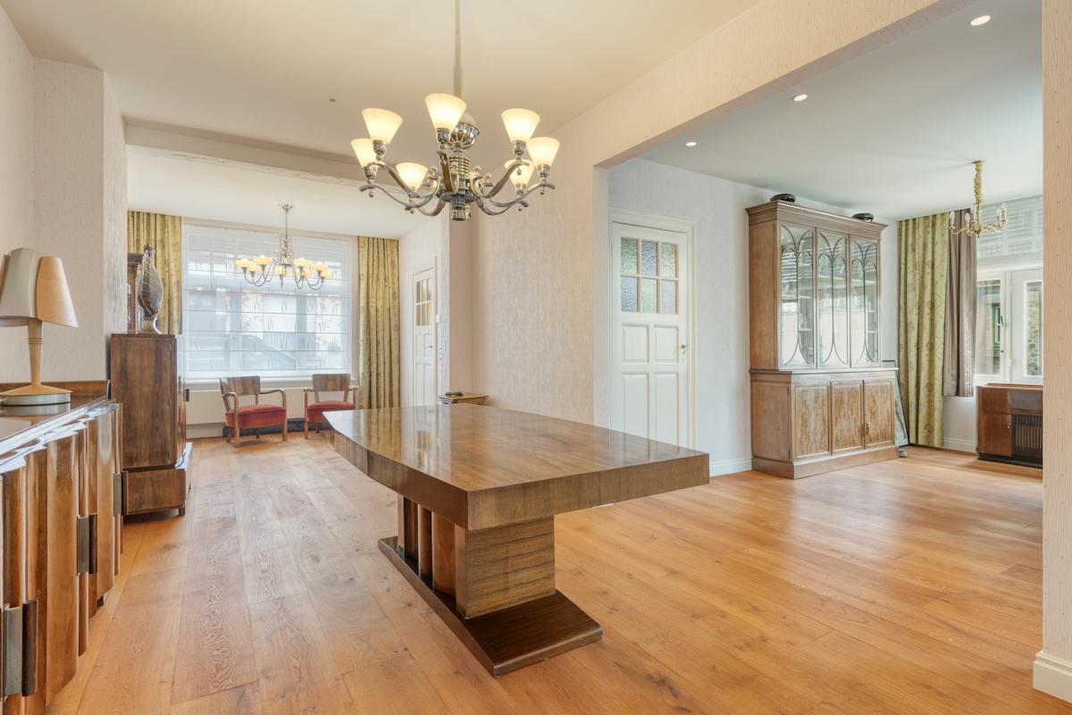 Klassevol huis met 5 slaapkamers, 3 badkamers, garage en ruime tuin te Sint-Kruis (Brugge) - foto 5