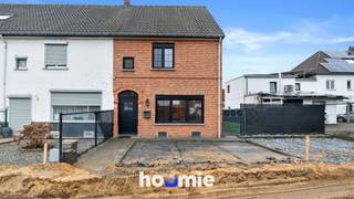 Rustig wonen, vlakbij alles met comfort en een sterke energie-score.Deze verzorgde halfopen woning is gelegen in Winterslag, een rustige zijstraat...