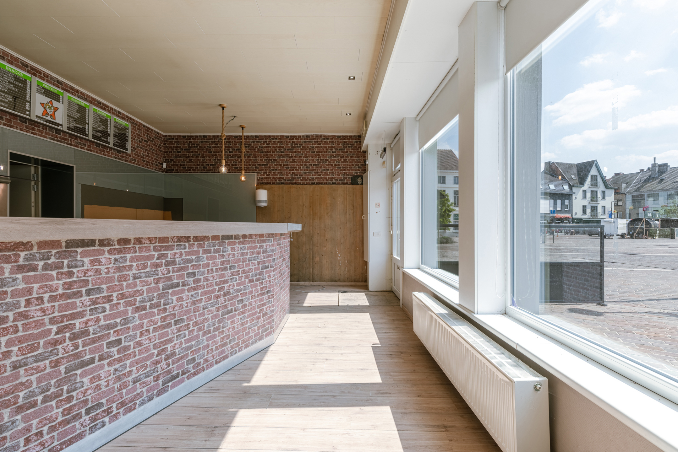 Handelspand met appartement op de Markt van Torhout - foto 5