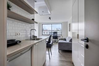 **Studio rustig genot Vesaliussite**Wij bieden u een prachtig gerenoveerde studio gelegen in de Vesaliussite, nabij tal van campussen, bibliotheken,...