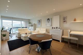 Dit instapklaar appartement in het centrum van Torhout is gelegen in een modern gebouw dat in 2015 is gebouwd. Het appartement beschikt over...