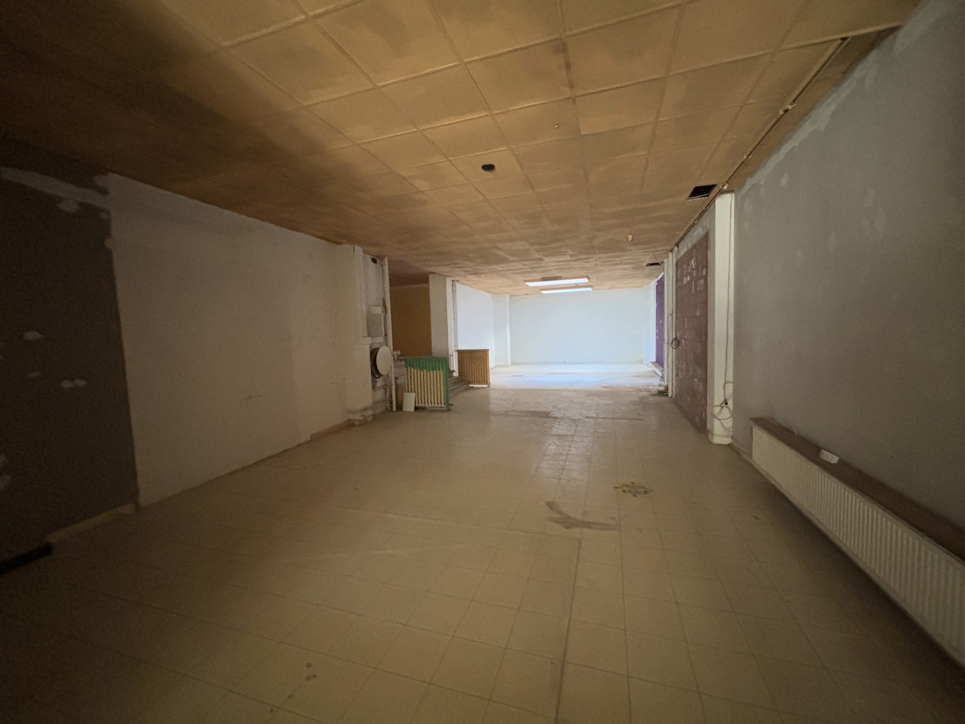 Handelspand te huur – Rue Blaes – 275 m² + kelder - foto 4