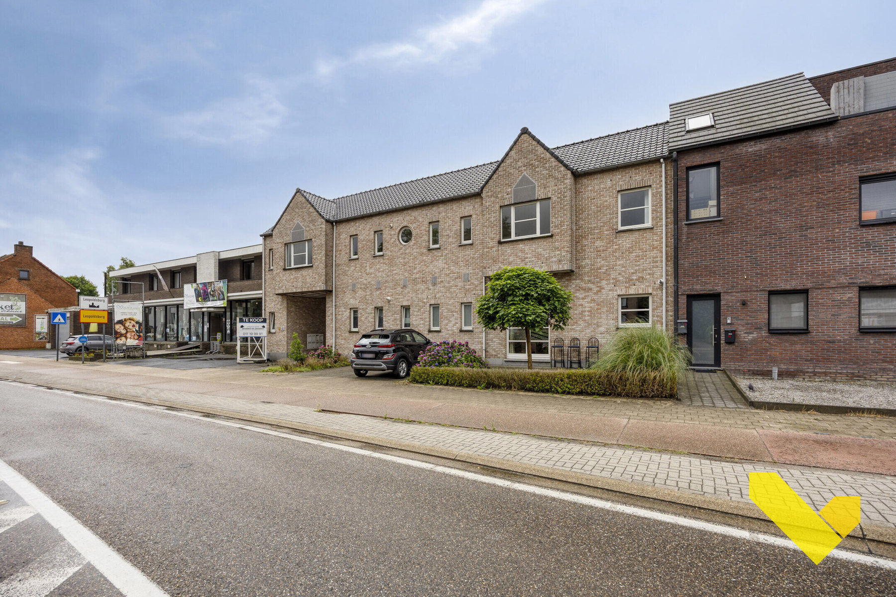 Instapklaar appartement met terras te Leopoldsburg! - foto 1