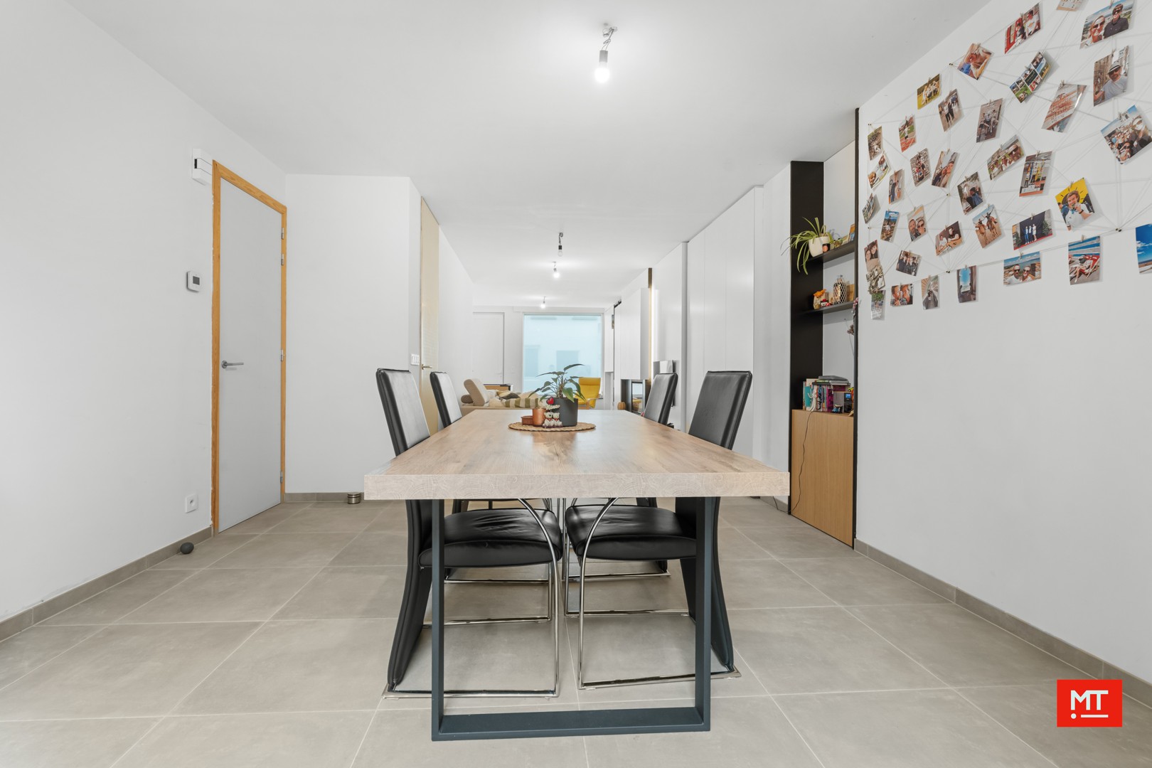 Instapklare woning met 4 slaapkamers en stadskoer in hartje Wervik - foto 5