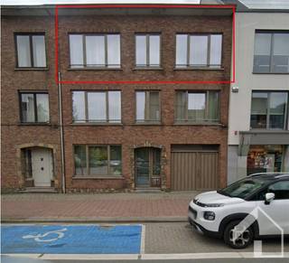 Instapklaar appartement te huur in het centrum van Westmalle! Het appartement is gelegen op de 2de verdieping (geen lift). Openbaar vervoer op...