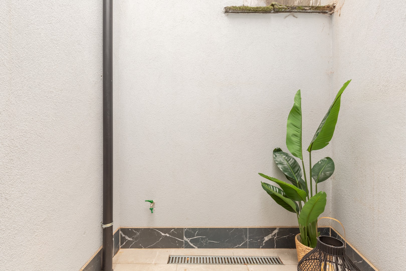 Grondig gerenoveerde woning met 3 slpks - foto 5