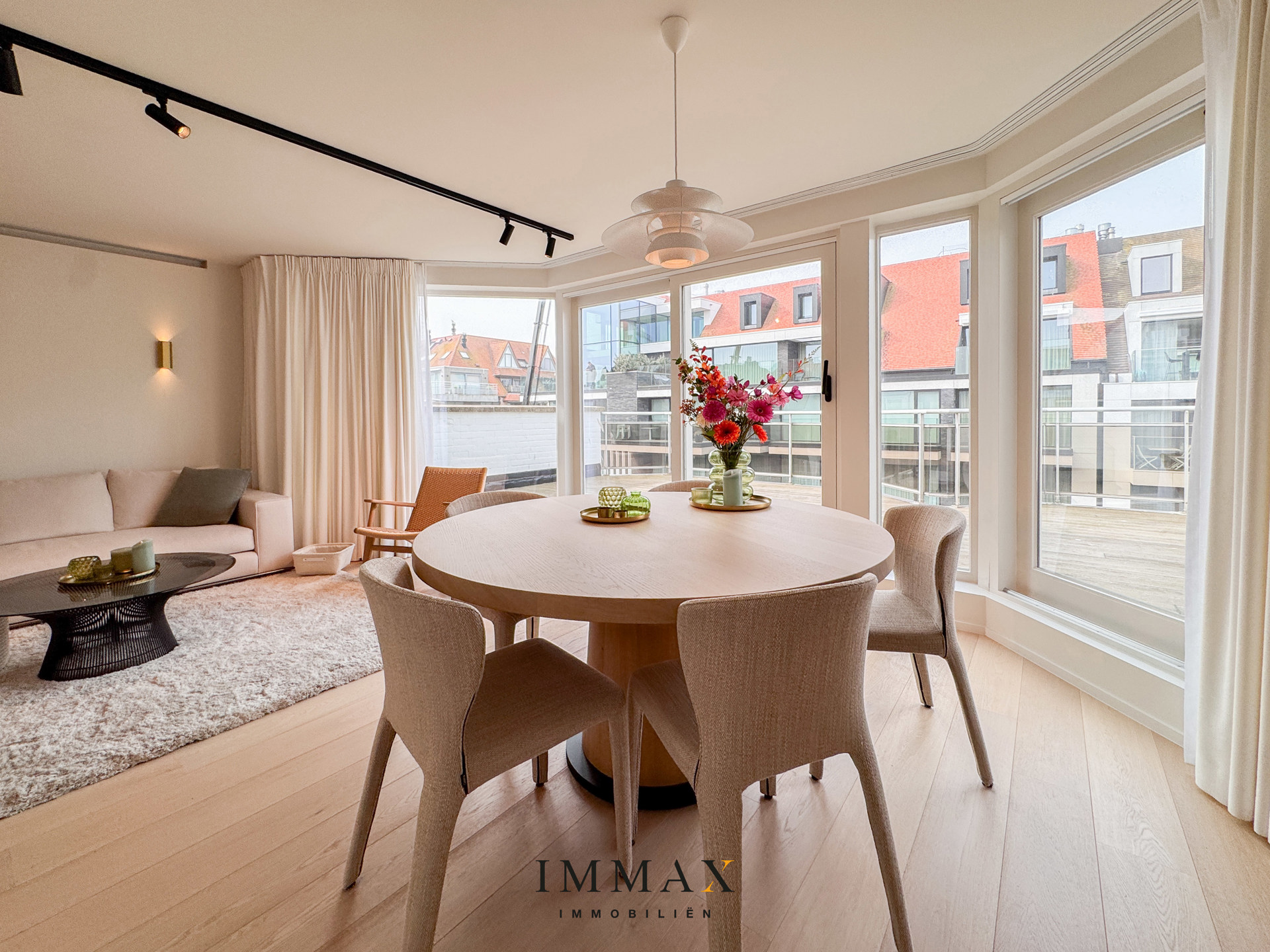 Subliem gerenoveerde penthouse met 3SLK en fenomenale terrassen vlakbij de zee en het centrum - foto 5