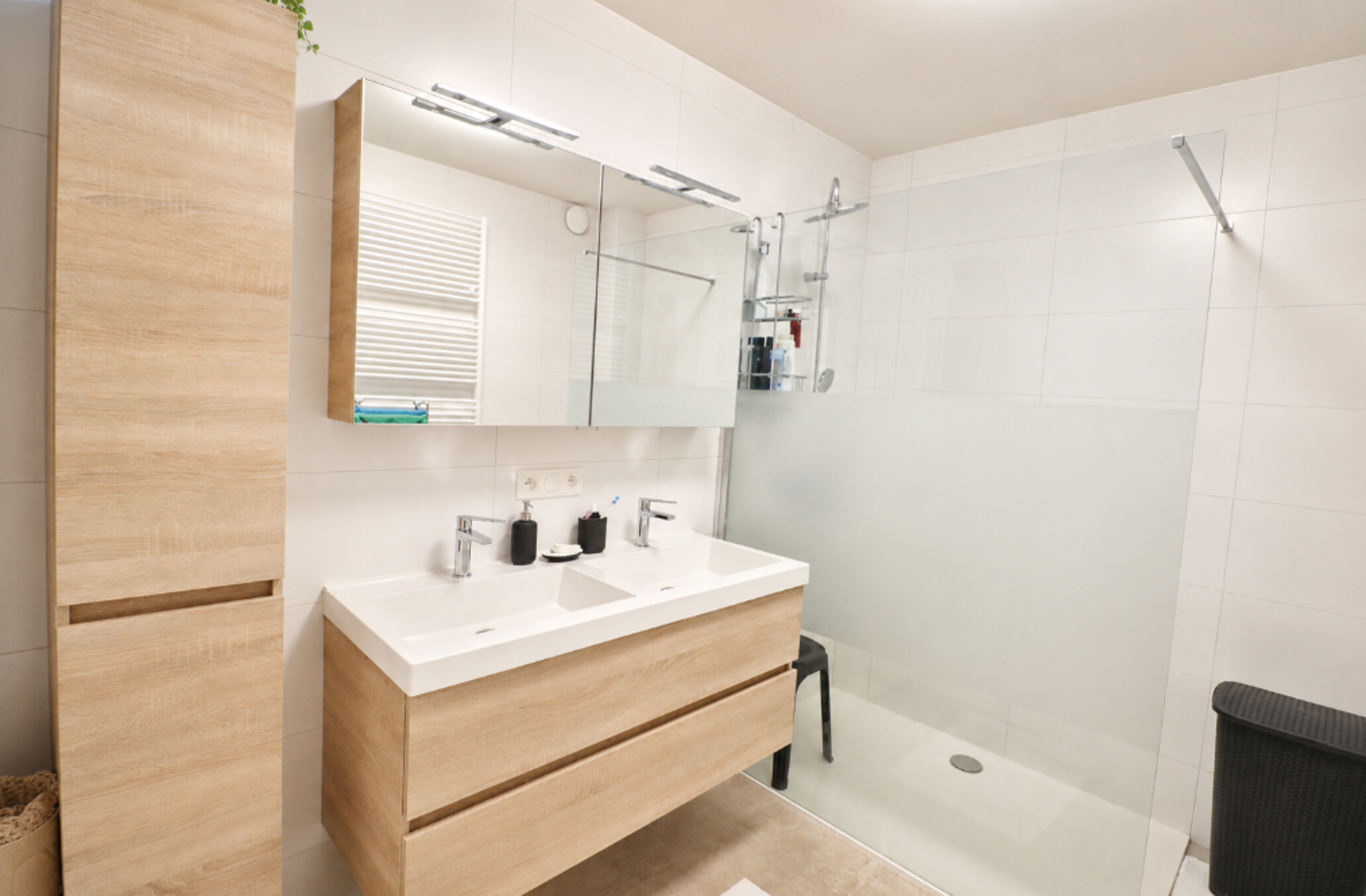 Apartment for rent in Sint-Amands with 2 bedrooms - photo 4