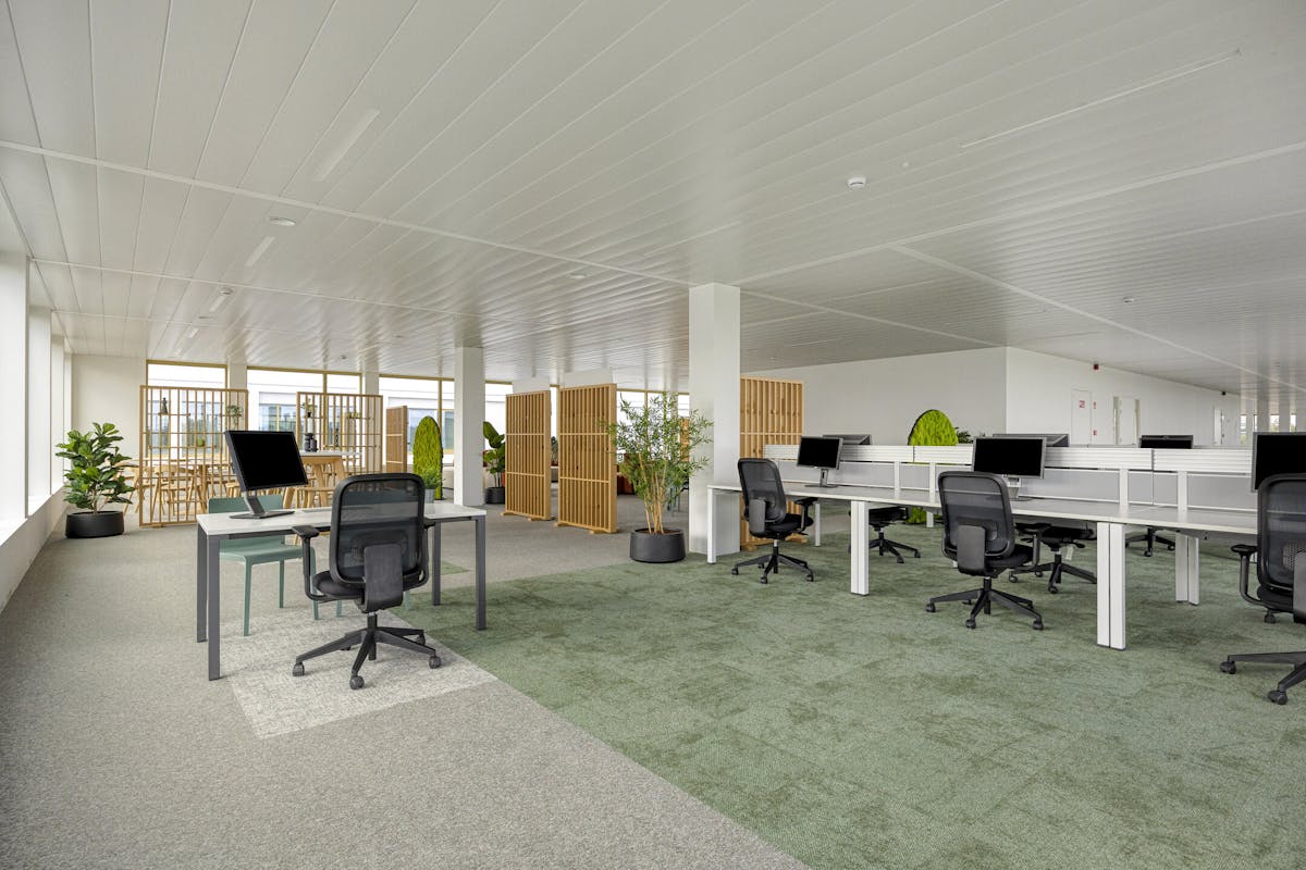 Newly built offices (from approx. 600 m²) for sale in Ghent - photo 2