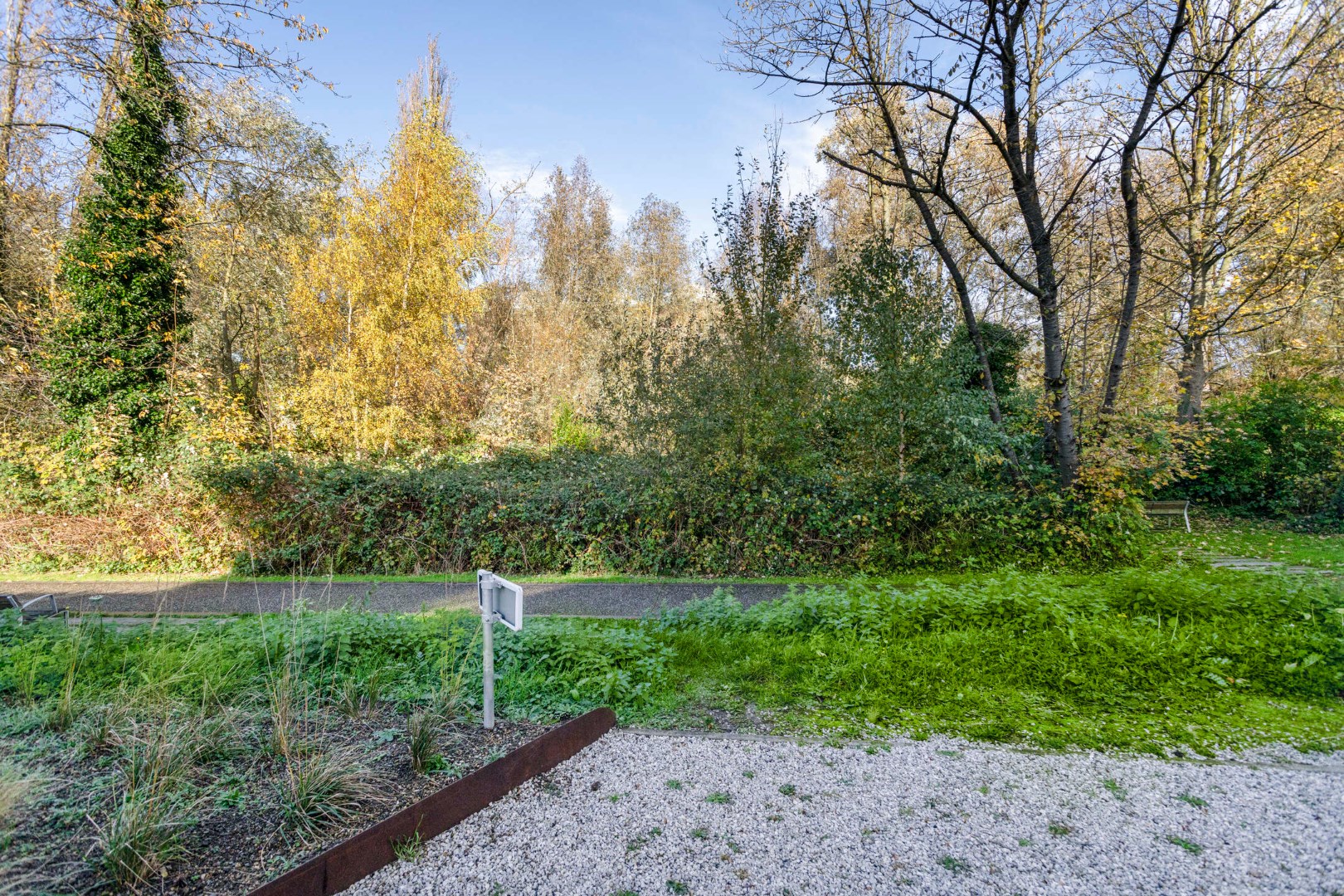 3- slaapkamer appartement gelegen te midden van het groen met privatieve tuin. - foto 5