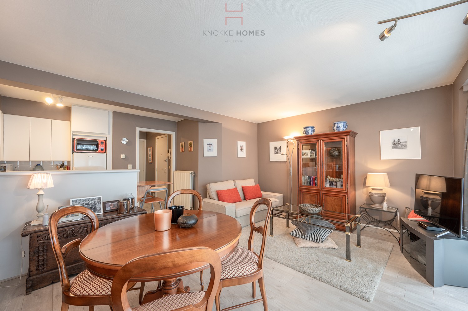 Gezellig 1 slaapkamerappartement in een kleinere residentie in het centrum van Knokke - photo 1