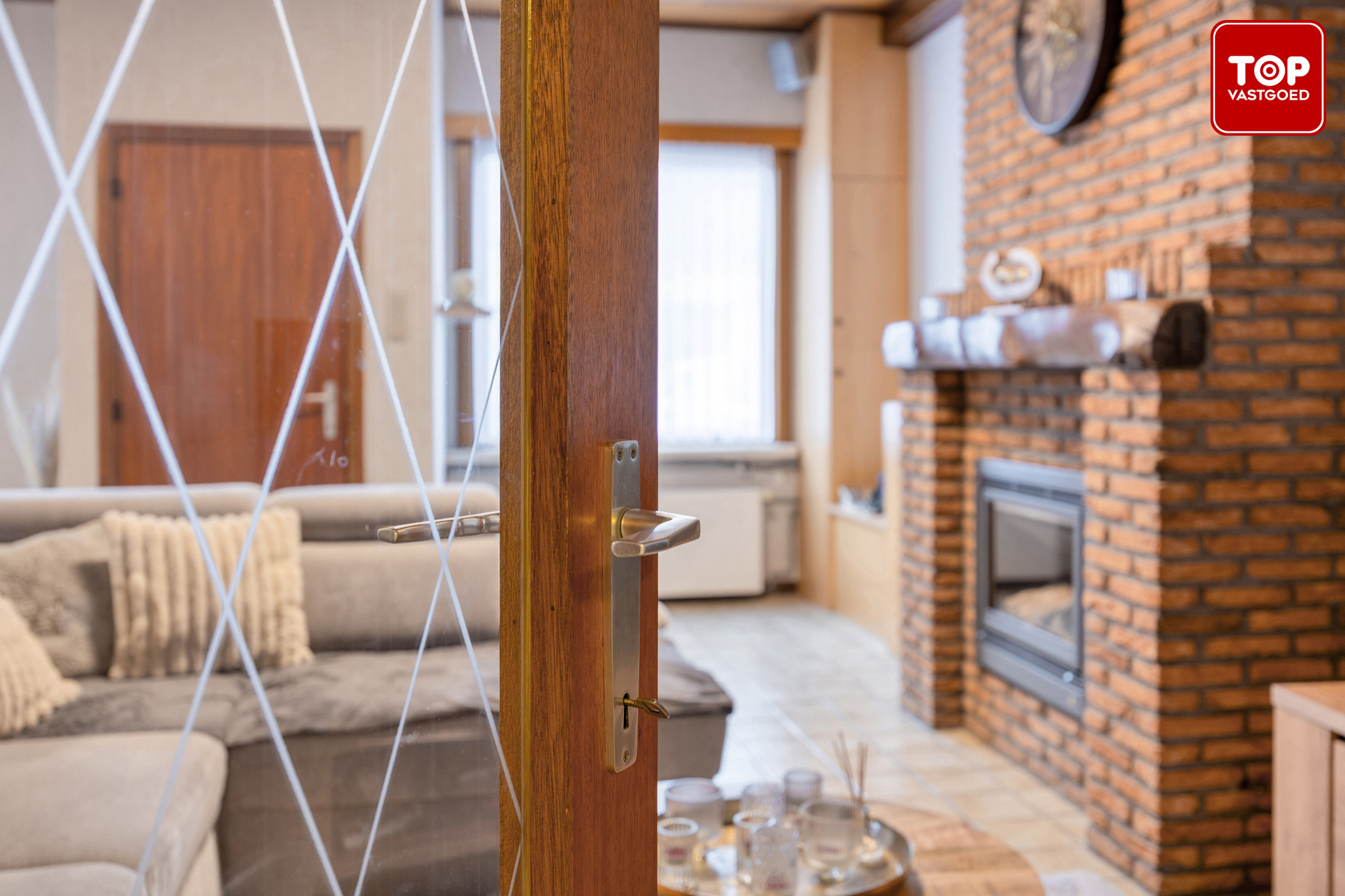 Instapklare woning met 3 slaapkamers en garage.  - foto 3