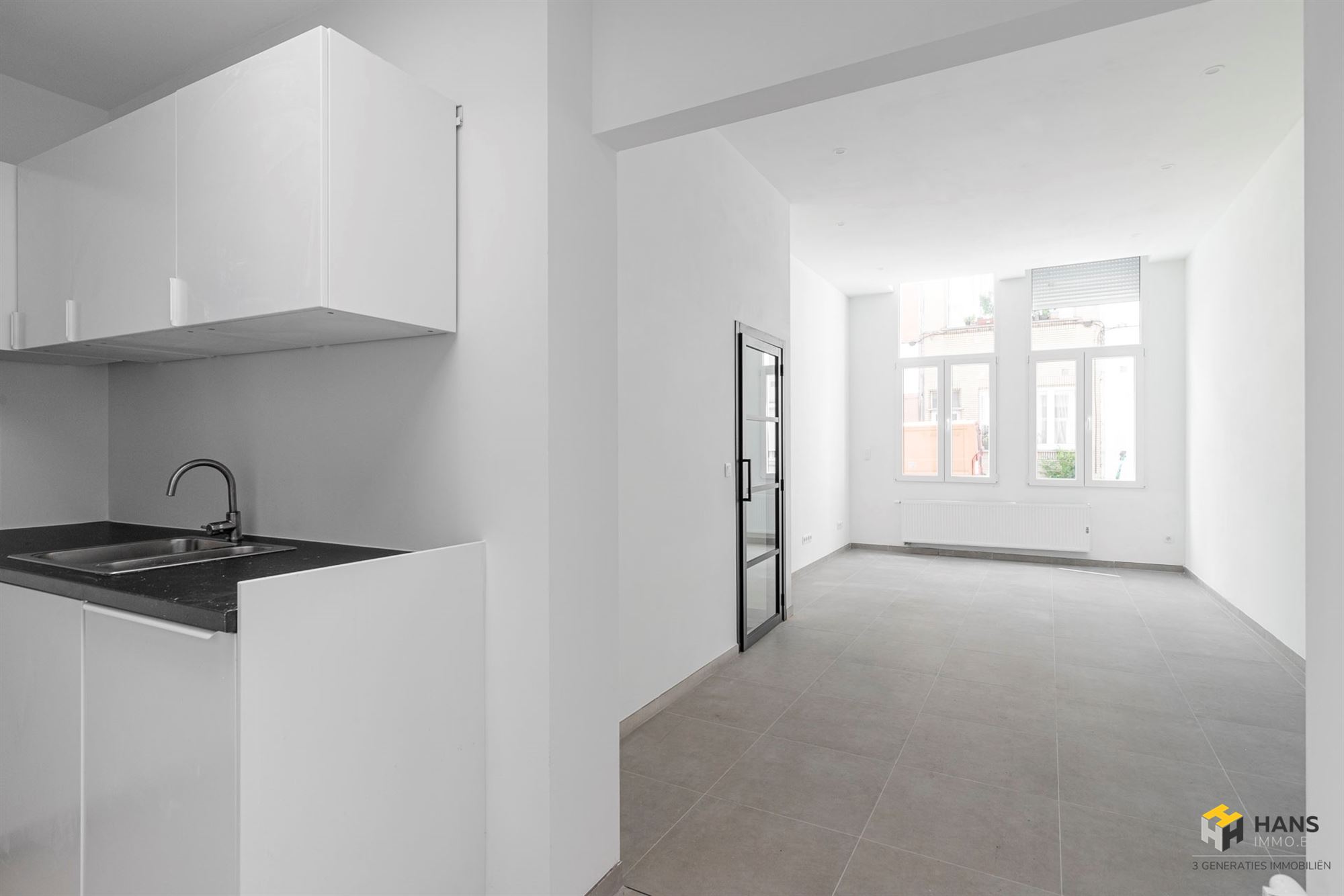 Gerenoveerde woning (145 m²) met 4 slaapkamers in Antwerpen (2060) - foto 5