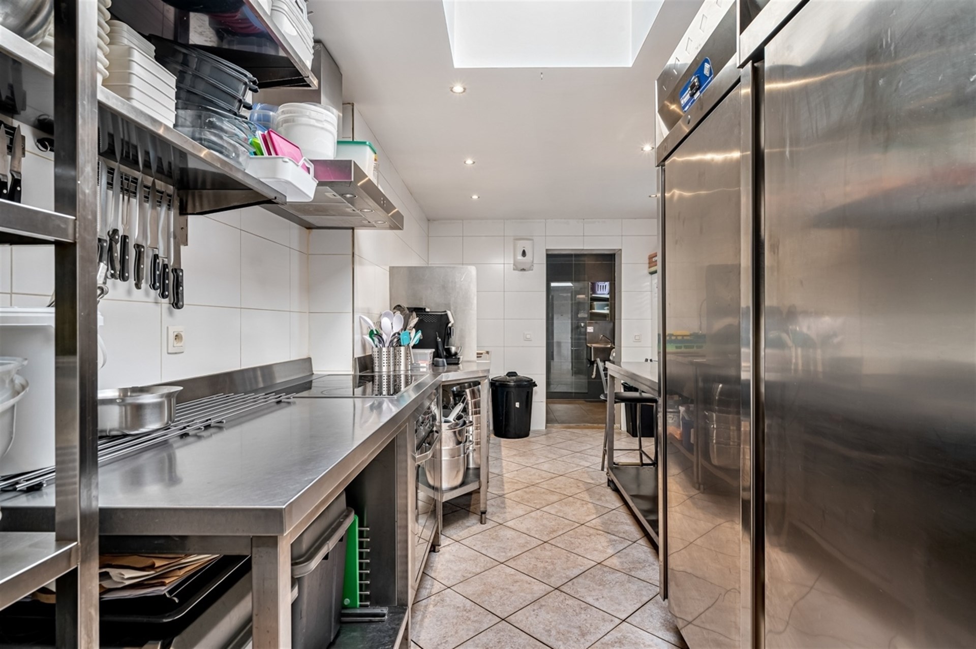 Gebouw voor gemengd gebruik in de Aalsterse stadsrand - foto 4