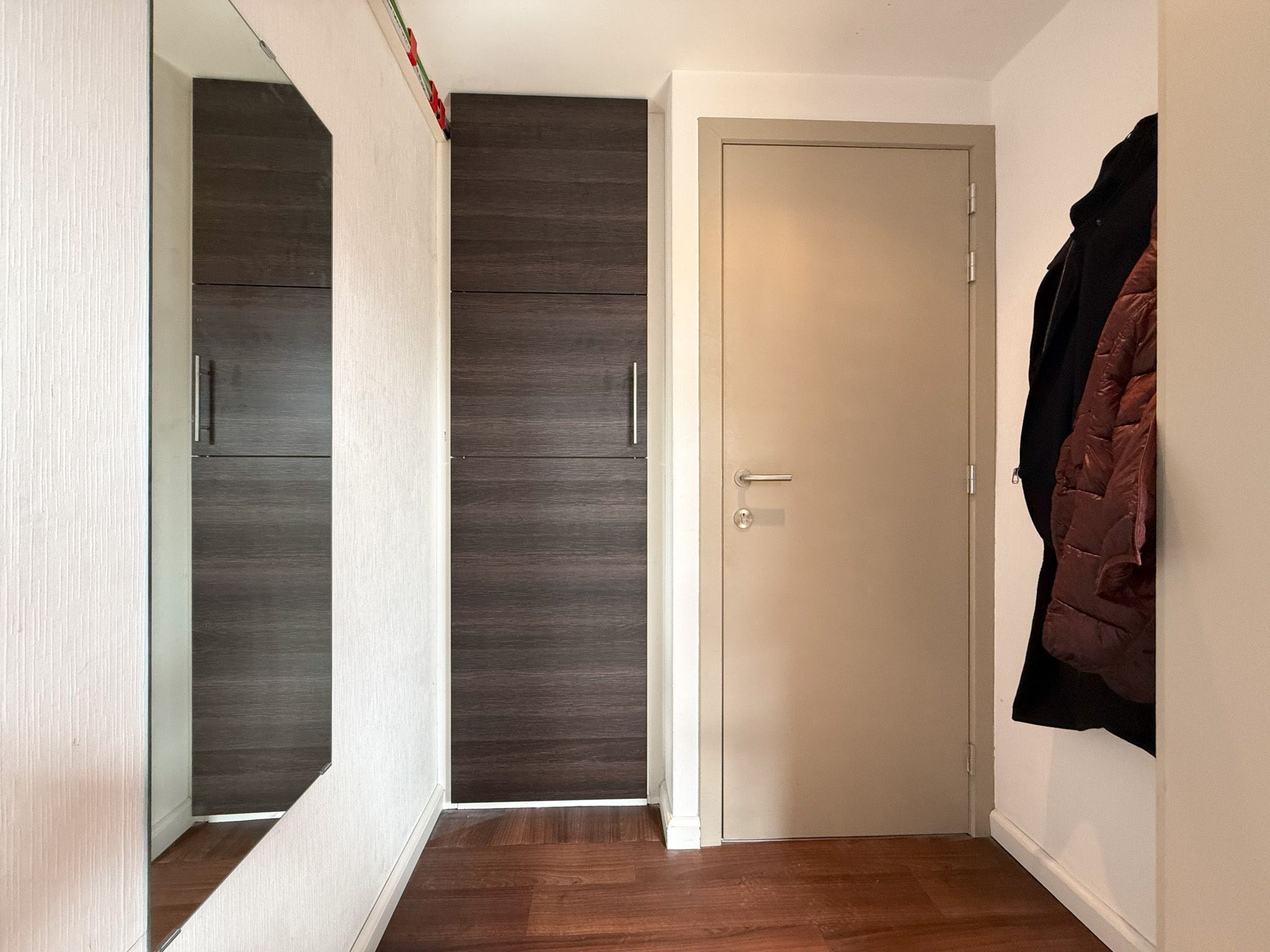 Domicilie verplicht: bemeubelde studio met mezzanine te huur - foto 5