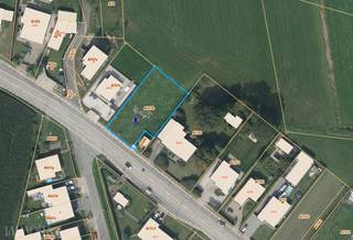 Prachtig perceel bouwgrond met een ideale bouwbreedte en een weids, open uitzicht over de Netevallei.Deze grond is uiterst gunstig gelegen, op...