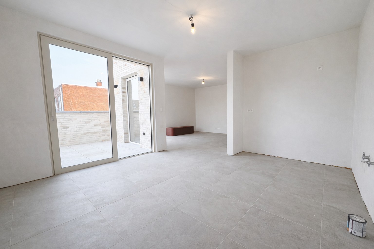 Stijlvol nieuwbouwappartement met privatief terras in hartje Wachtebeke - foto 3