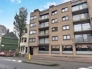 Ontdek dit op te frissen appartement in Oostende – een ideale opportuniteit voor wie zoekt naar een gunstig geprijsd pand met groeipotentieel én...