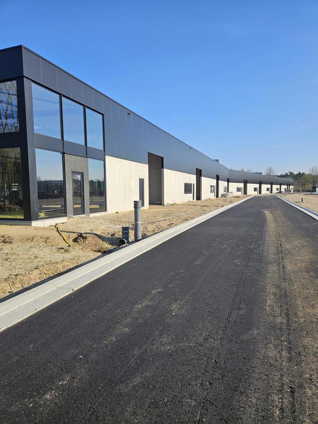 Nieuwbouw KMO-units te Beerse - foto 1