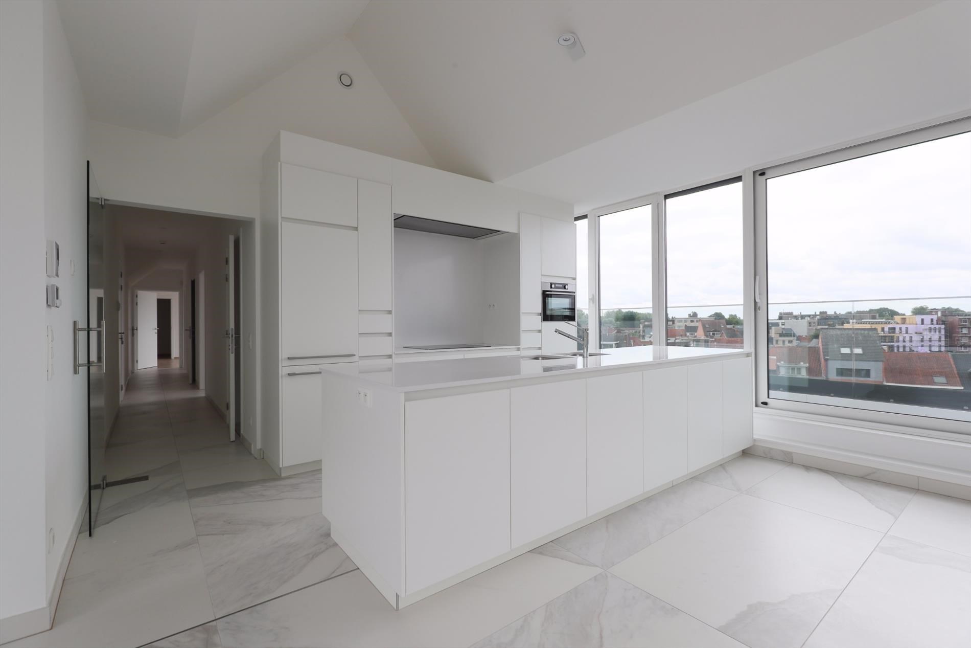 Luxe penthouse van 175 m² te centrum Mol met terras 80 m² - foto 4