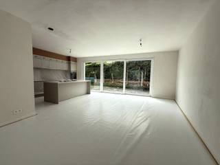 Op zoek naar een futureproof, energiezuinige en stijlvolle woning op een toplocatie? Dan is deze woning gelegen in een rustige, kindvriendelijke...
