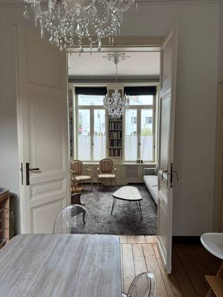ENERGIEZUINIG HERENHUIS MET KARAKTER CENTRUM MECHELEN + OPTIONEEL GARAGEBOX (25m²)<br /><br />ALLE FOTO'S & DOCUMENTEN VIA ONZE WEBSITE: https://astridlaan205mechelen.lovable.app<br /><br />- EPC B (115 kWh/m2)<br />- 12 zonnepanelen met thuisbatterij (10 kW)<br />- airconditioning<br />- vier grote slaapkamers<br />- volledig uitgeruste keuken (toestellen van Miele & Lacanche)<br />- gezellig terras<br />- ruime kelder<br /><br /><br /><br /><br /><br /><br />