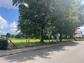 Bouwgrond te koop op 1203 m² in Wielsbeke!Mogelijkheid tot het bouwen van een koppelwoning...