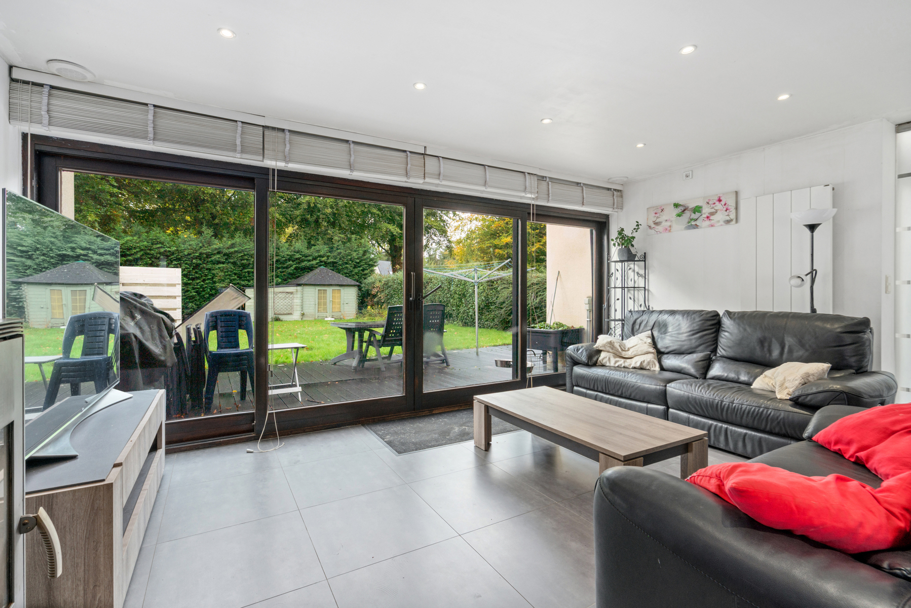 Verzorgde woning met 6 slaapkamers en zonnige tuin. - foto 5