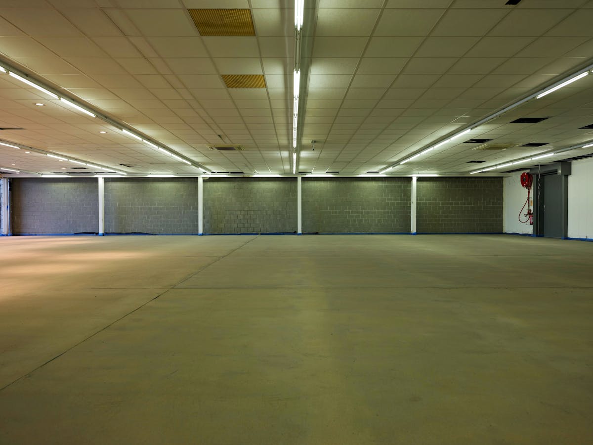 Centraal gelegen instapklare baanwinkel te Middelkerke - foto 4