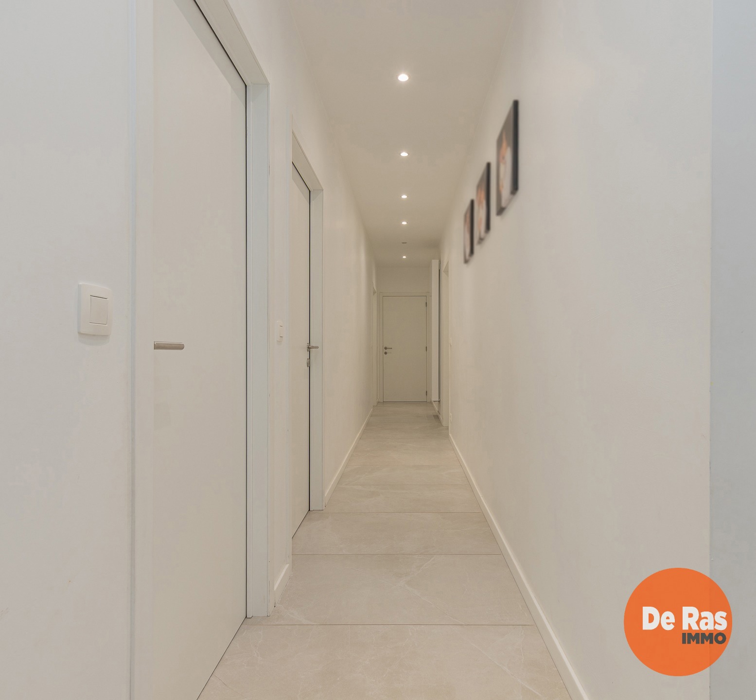 HERZELE  - Totaal gerenoveerde bungalow in rustige wijk - foto 4