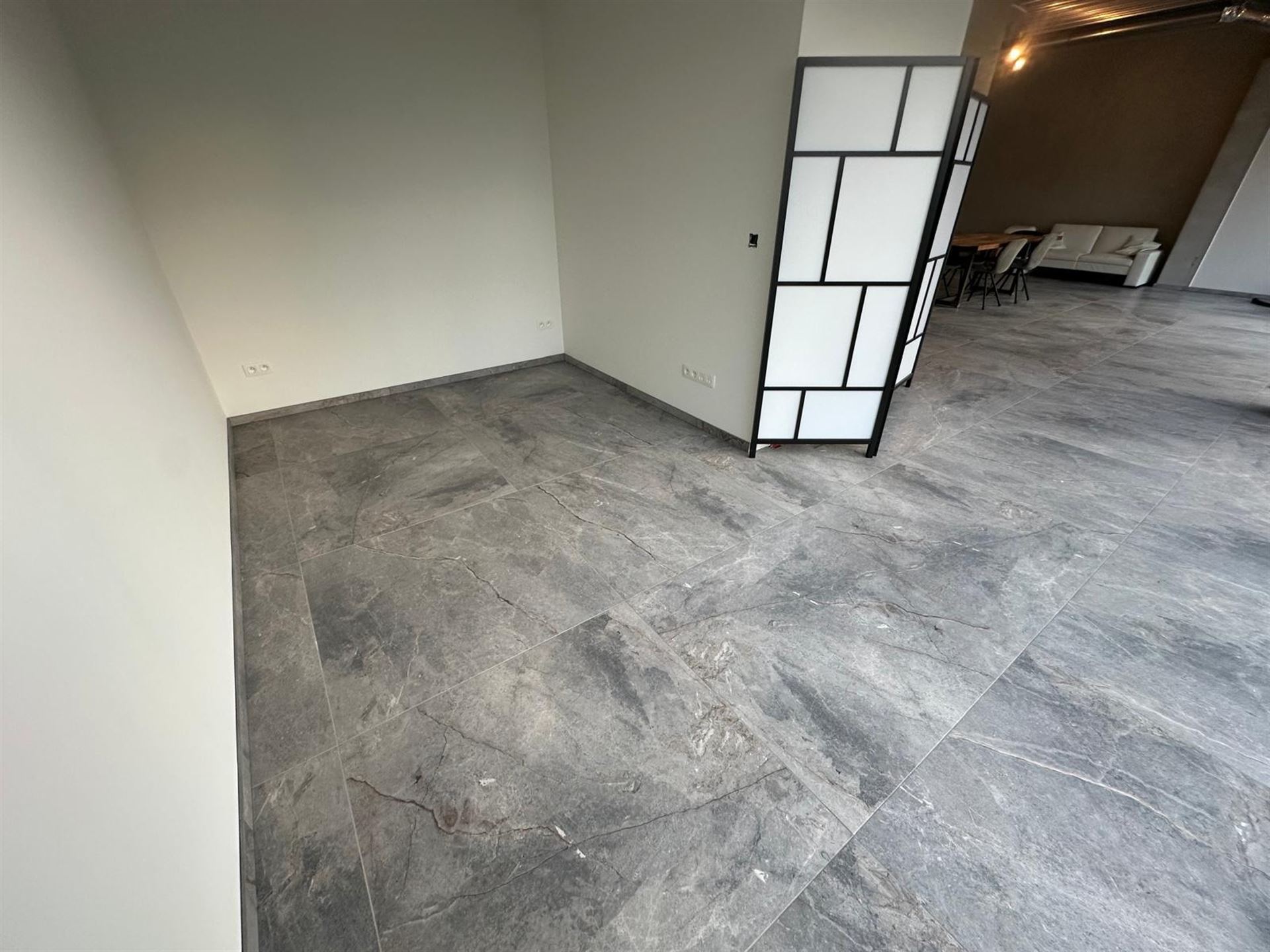 Bedrijfsgebouw - foto 4